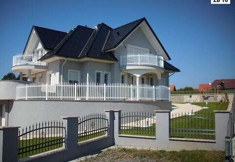 Zäune, Tore & Türen aus Aluminium