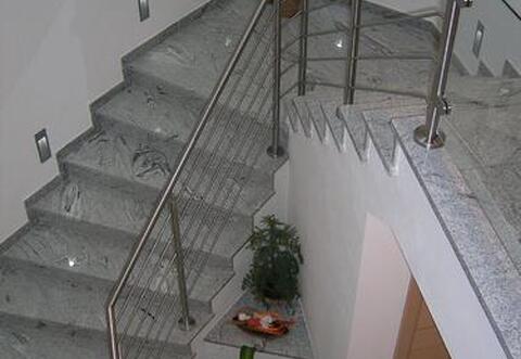 Geländer & Zäune aus Edelstahl / Niro