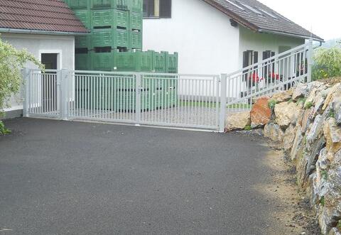 Zäune, Tore & Türen aus Aluminium