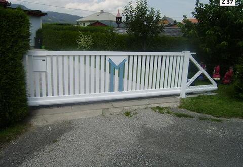 Zäune, Tore & Türen aus Aluminium