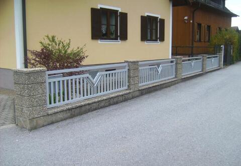 Zäune, Tore & Türen aus Aluminium