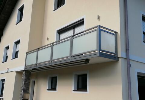 Aluminiumgeländer mit Glas