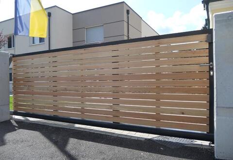 Zäune, Tore & Türen aus Aluminium