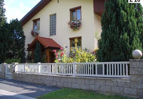 Zäune, Tore & Türen aus Aluminium