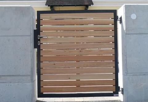 Zäune, Tore & Türen aus Aluminium