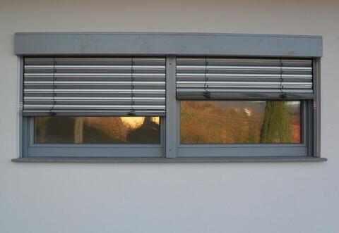 Raffstore, Rollos & Insektenschutz