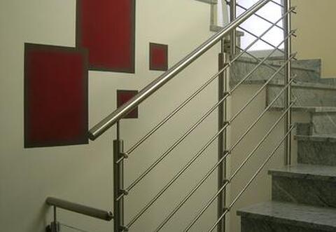 Geländer & Zäune aus Edelstahl / Niro