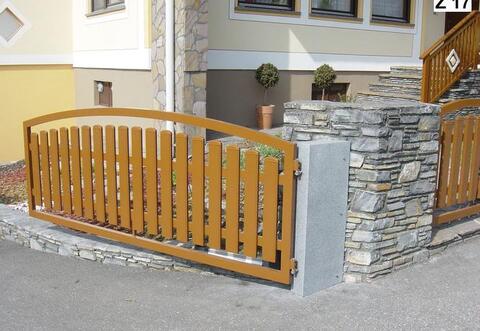 Zäune, Tore & Türen aus Aluminium