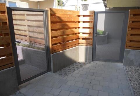 Zäune, Tore & Türen aus Aluminium