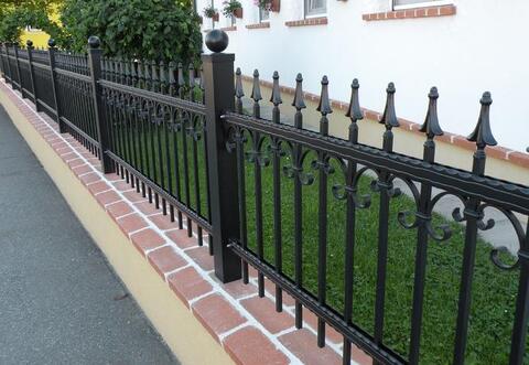 Zäune, Tore & Türen aus Aluminium